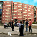 Madre strangola la figlia di 44 anni perché "era depressa". I vicini di casa: "Mai sentite litigare"