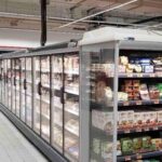 Arrivano i supermercati senza cassa. Nei prossimi anni resterà un lavoro umano? Foto Ansa