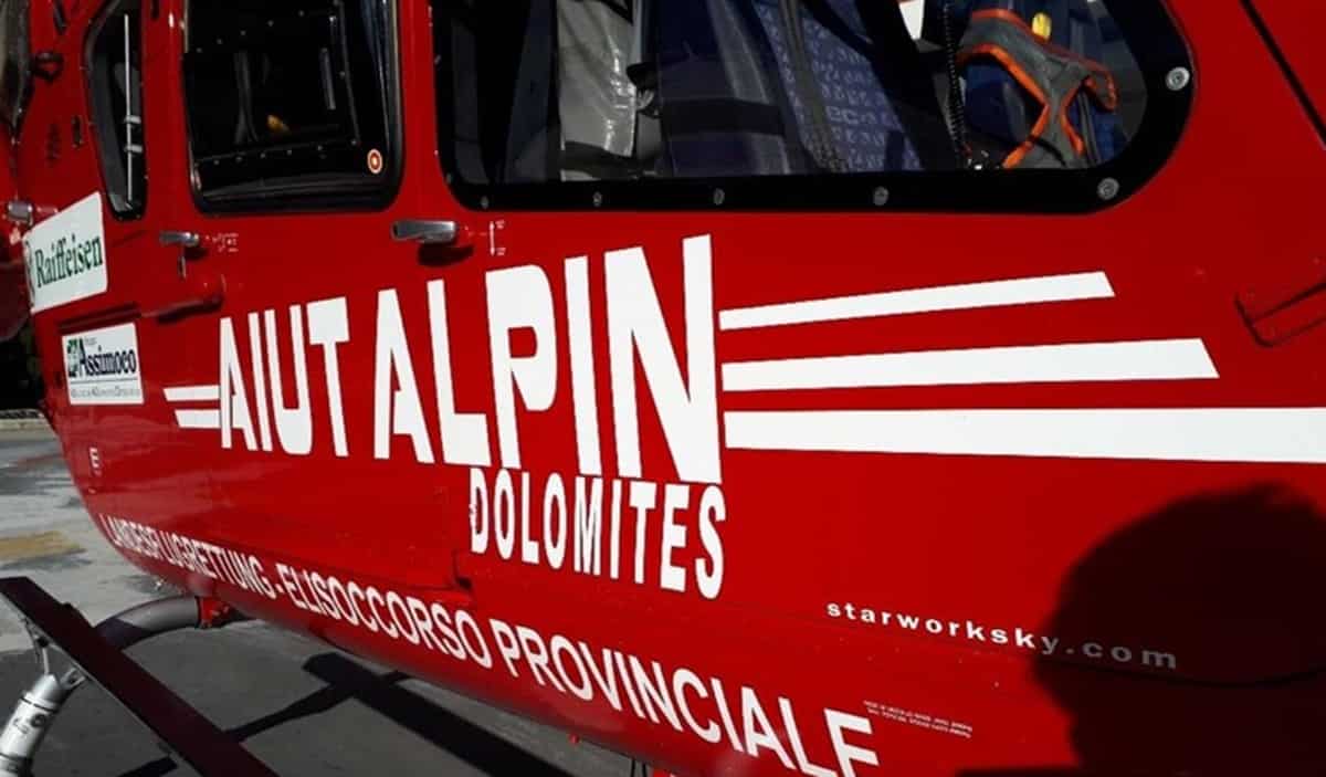 Travolto da una valanga, foto d'archivio Ansa