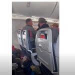 passeggero portellone aereo