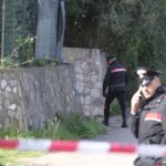 altavilla, moglie morta 10 giorni fa blitz quotidiano