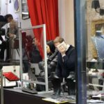 brescia rapina gioielleria monopattino