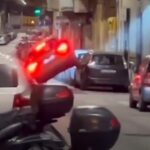 suv due ruote auto sosta