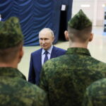 Putin, invadere l'Europa? Una "totale assurdità per intimidire la popolazione"