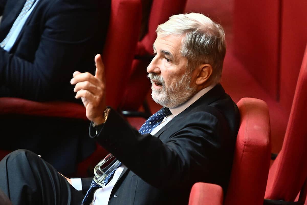 Il sistema Genova dà fastidio, vogliono fermare gli investimenti, il sindaco Marco Bucci parte a testa bassa