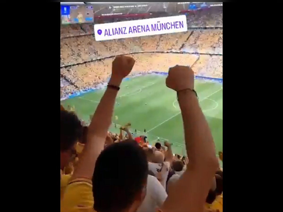 Tifosi rumeni inneggiano a Putin