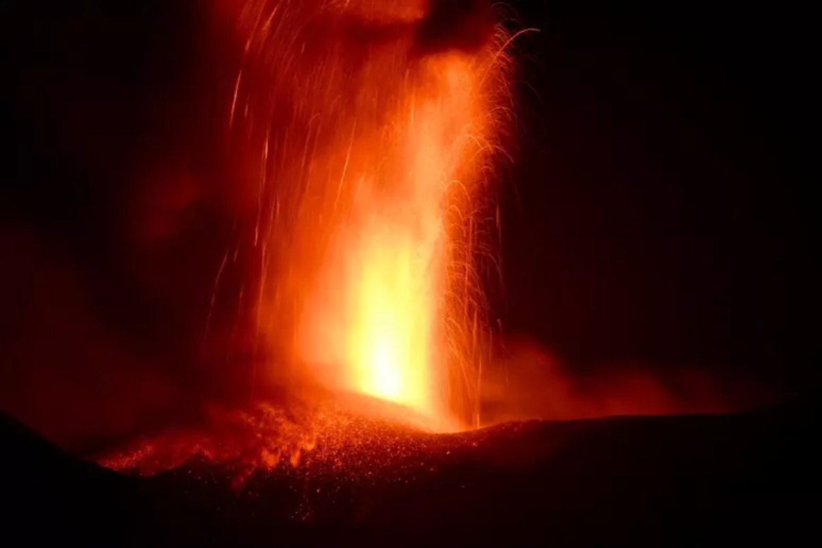 Etna torna a farsi sentire