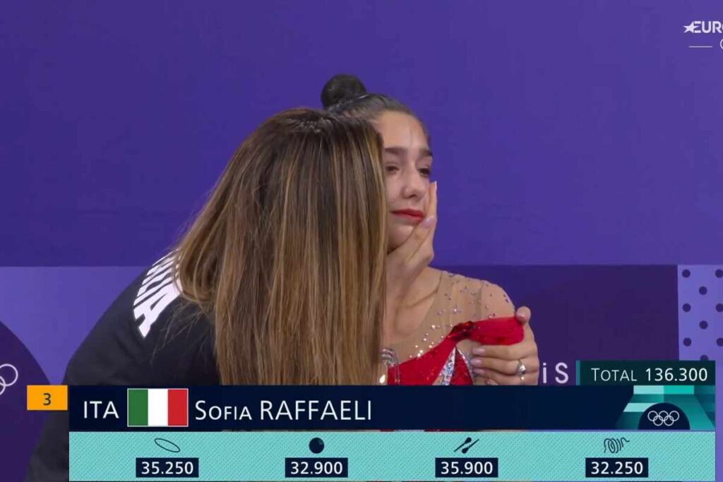 Claudia Mancinelli, il VIDEO della protesta dell'allenatrice diventato