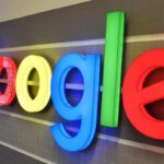 Dazi, Insegna luminosa con il logo di Google