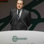 Berlusconi nel 2008 parla a Confesercenti
