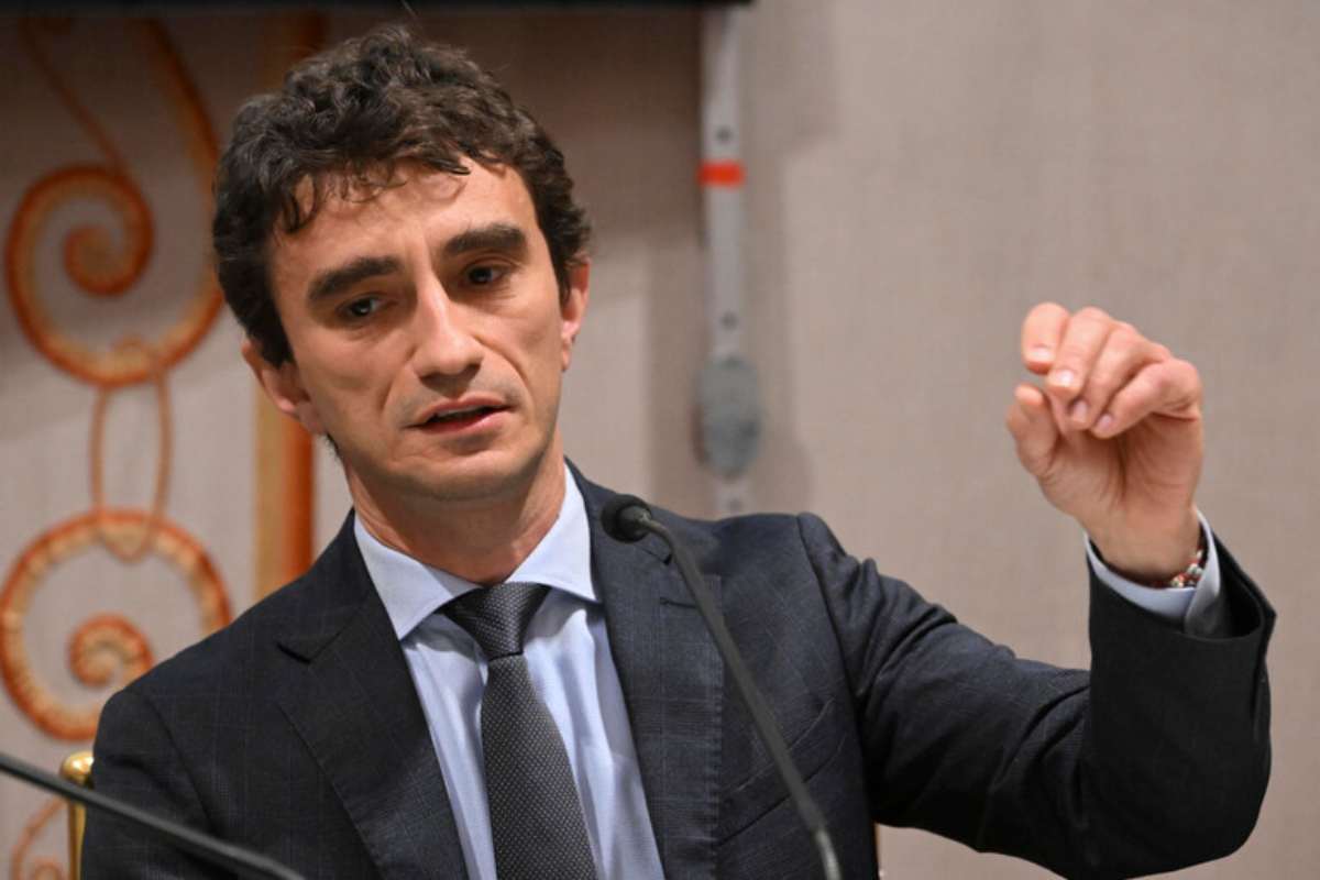 Italia in confusione mentale: vigilia di elezioni, match Meloni-Mattarella, dubbi su Sinner e Musetti, nella foto Galeazzo Bignami di Fratelli d'Italia