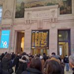 Caos alla stazione per le corse dei treni saltati