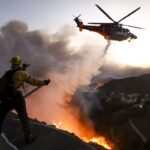 Una foto degli incendi a Los Angeles