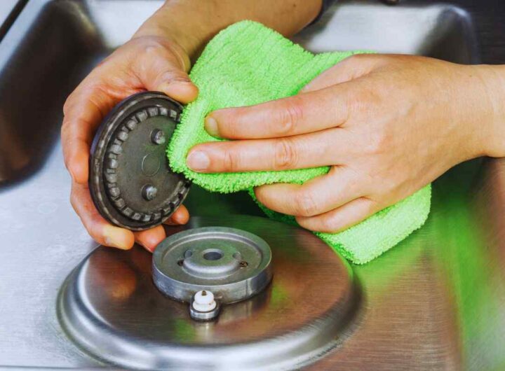 come puliure i coprifiamma dei fornelli