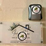 adesivi della banda di robin hood contro i b&b