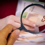 Versamenti in contanti controlli del Fisco