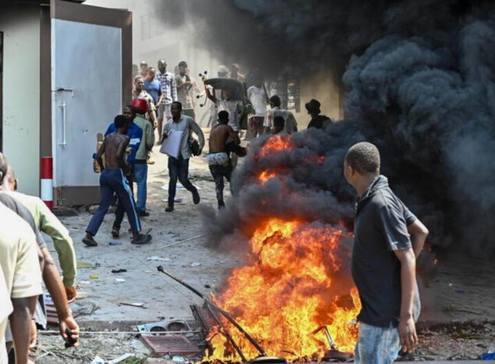 Crisi umanitaria in Congo, ricchi di coltan e poverissimi, stragi Isis di cristiani e neri nella foto Caos in Congo