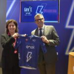 A sinistra nella foto Francesca Gostinelli, Responsabile Enel X Global Retail. A destra Paolo Bellino, Direttore Generale e Amministratore Delegato RCS Sports & Events