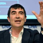 Il pianto della sinistra: Italia a pezzi, Istat smentisce, Renzi piange, Maggioni se la gode , nella foto Nicola Fratoianni