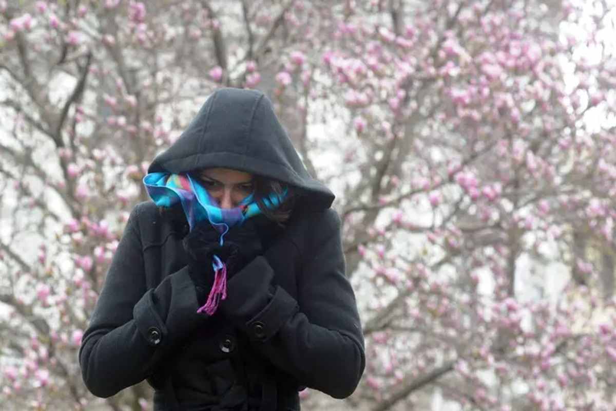 Che tempo farà nei prossimi giorni? Arriva il freddo: calo delle temperature, pioggia e nevicate a bassa quota al Nord