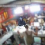 Un'immagine della rapina in pizzeria a Pomigliano d'Arco