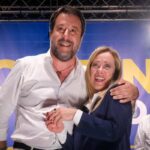 salvini abbraccia la meloni