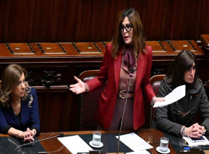 Daniela Santanchè parla alla Camera