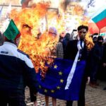 Manifestanti a Sofia