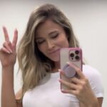 Diletta Leotta si fa un selfie