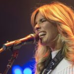 Candy Dulfer con il suo sax durante un'esibizione dal vivo