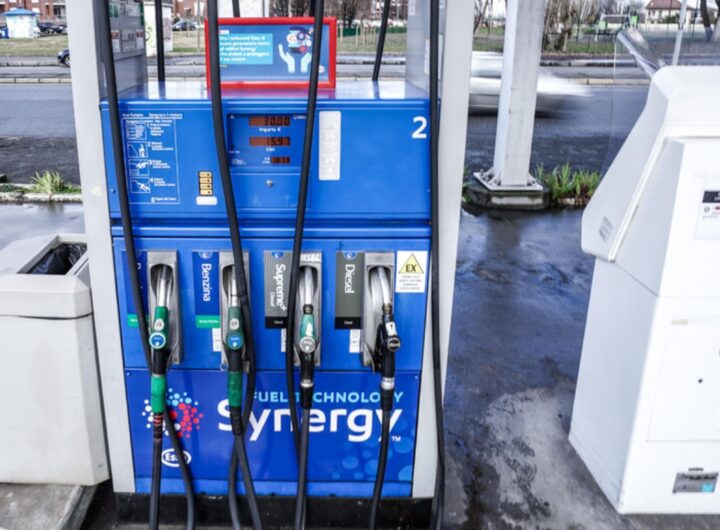 stazione di servizio carburanti