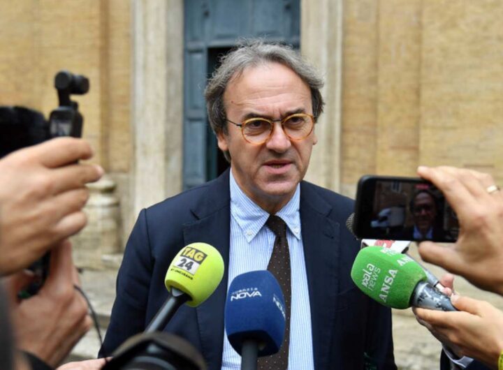 bonelli durante una intervista