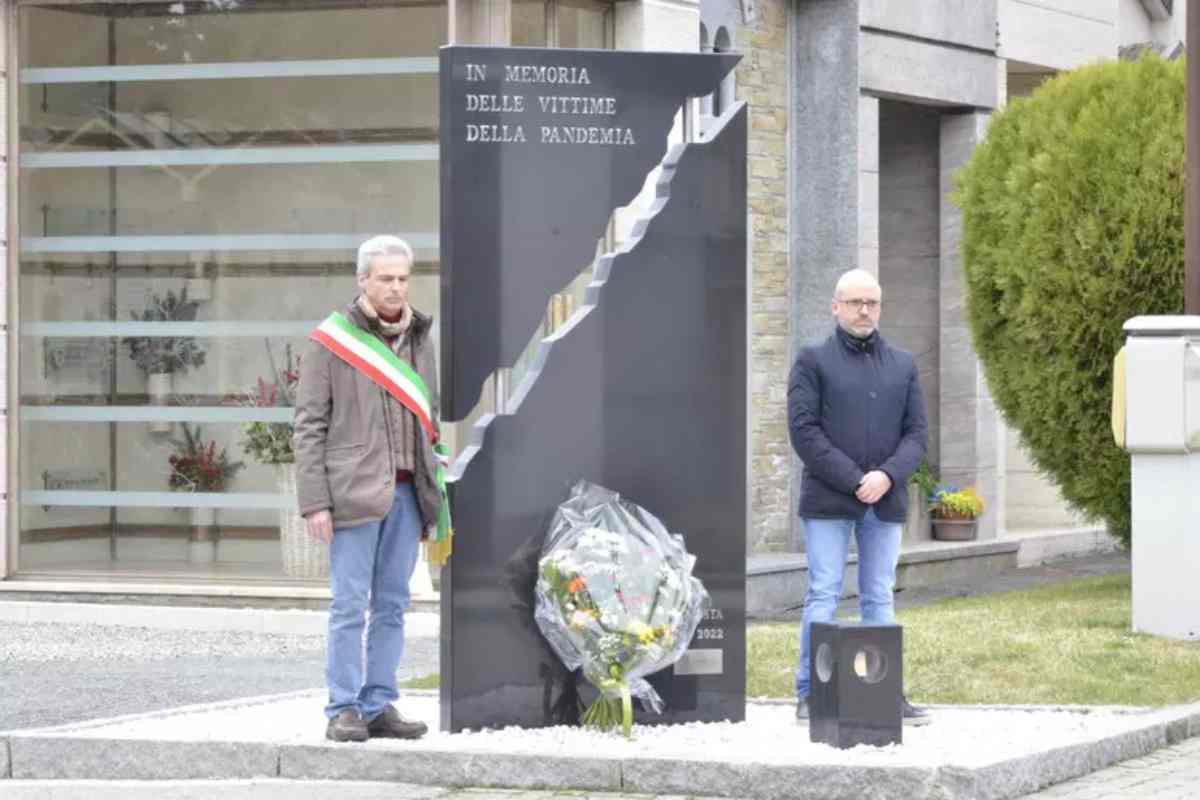 Lapide in ricordo delle vittime del Covid