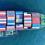 Una nave porta container