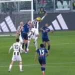 fallo di mano McKennie in Juve-Atalanta