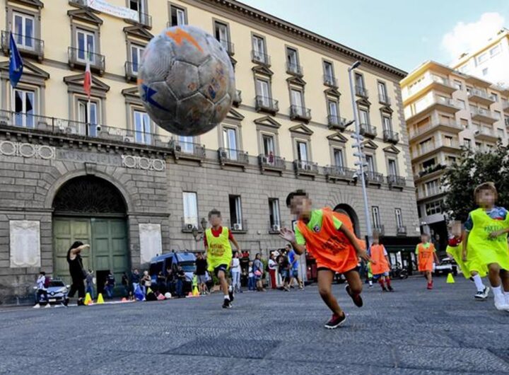 Pallone in piazza