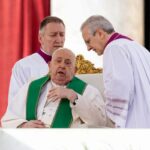 Papa Francesco quando ha interrotto l'omelia prima del ricovero al Gemelli