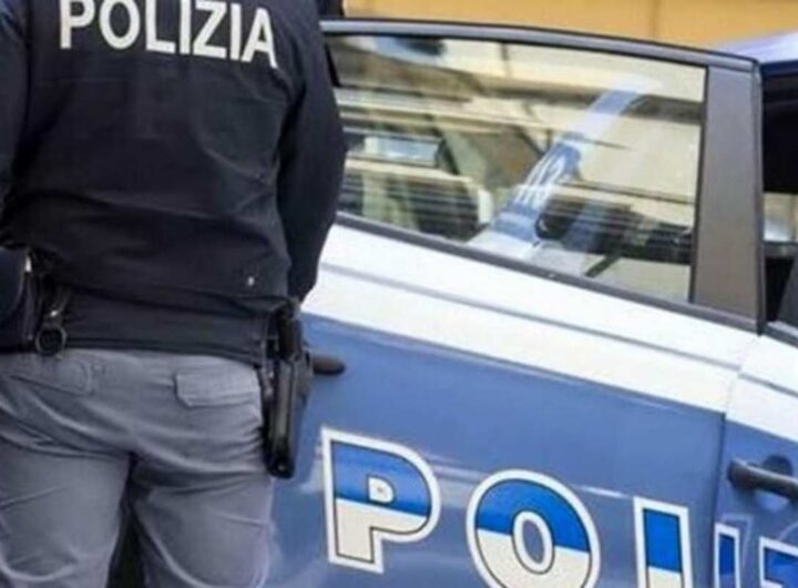 auto della polizia