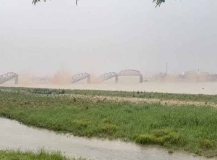 Terremoto in Myanmar, il video del crollo del ponte Ava Bridge
