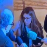 Prodi tira i capelli alla giornalista di Rete 4