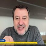 Salvini in collegamento con la scuola di formazione della Lega