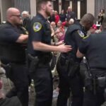 Contestazione e arresti durante il comizio di Marjorie Taylor Greene