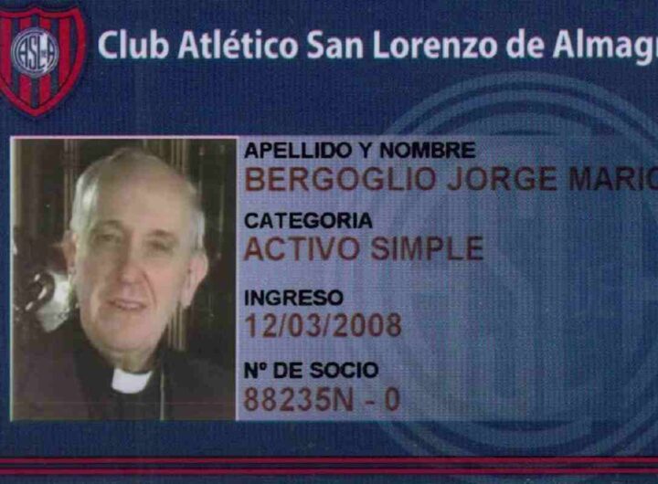 La tessera del San Lorenzo di Papa Francesco