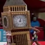Corre la maratona di Londra travestito da Big Ben