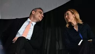 Genova, scontro a distanza Piciocchi-Salis (sciolto il mistero della candidatura): a Marassi carcere o stadio?