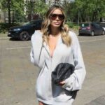Diletta Leotta in strada al sole