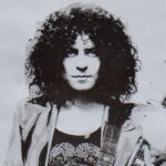 Marc Bolan in un particolare dalla foto di una copertina di un suo album