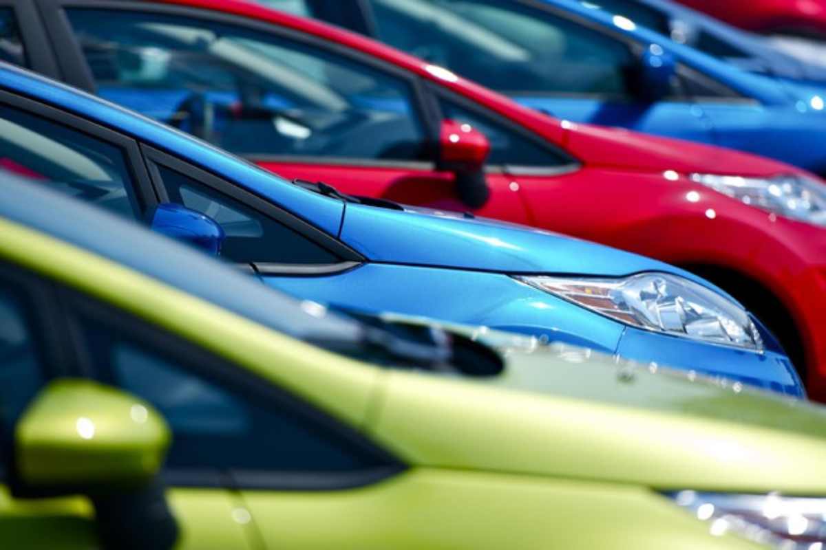 Come scegliere un’auto: alcuni fattori da considerare