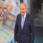 Bruno Vespa durante la conduzione di Porta a Porta