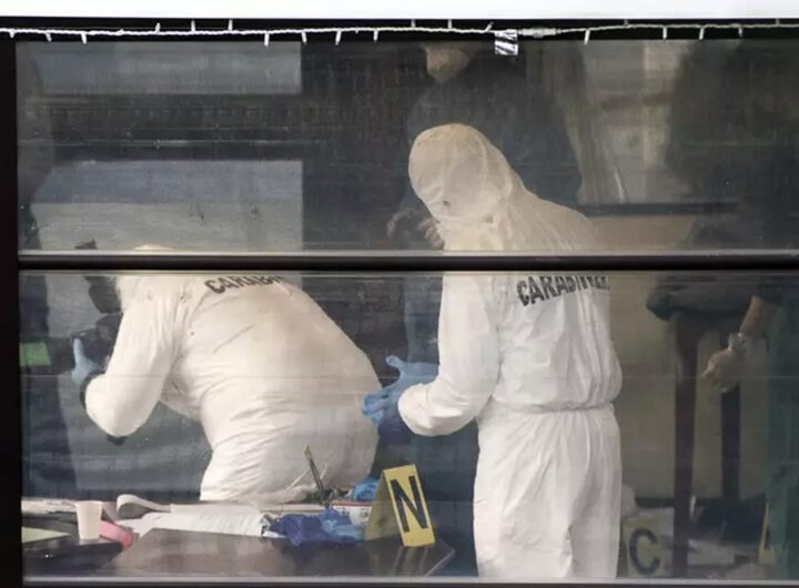 Una volante dei carabinieri